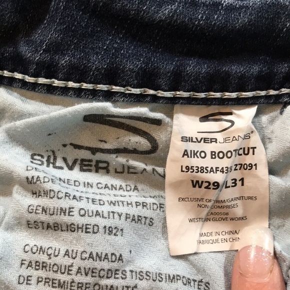 Silver Jeans Aiko Bootcut Factory shading, whiskering, and distressing Jeans - Picture 9 of 9